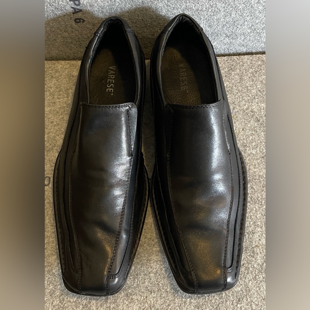 Varese Black Men's Slip-On Loafers